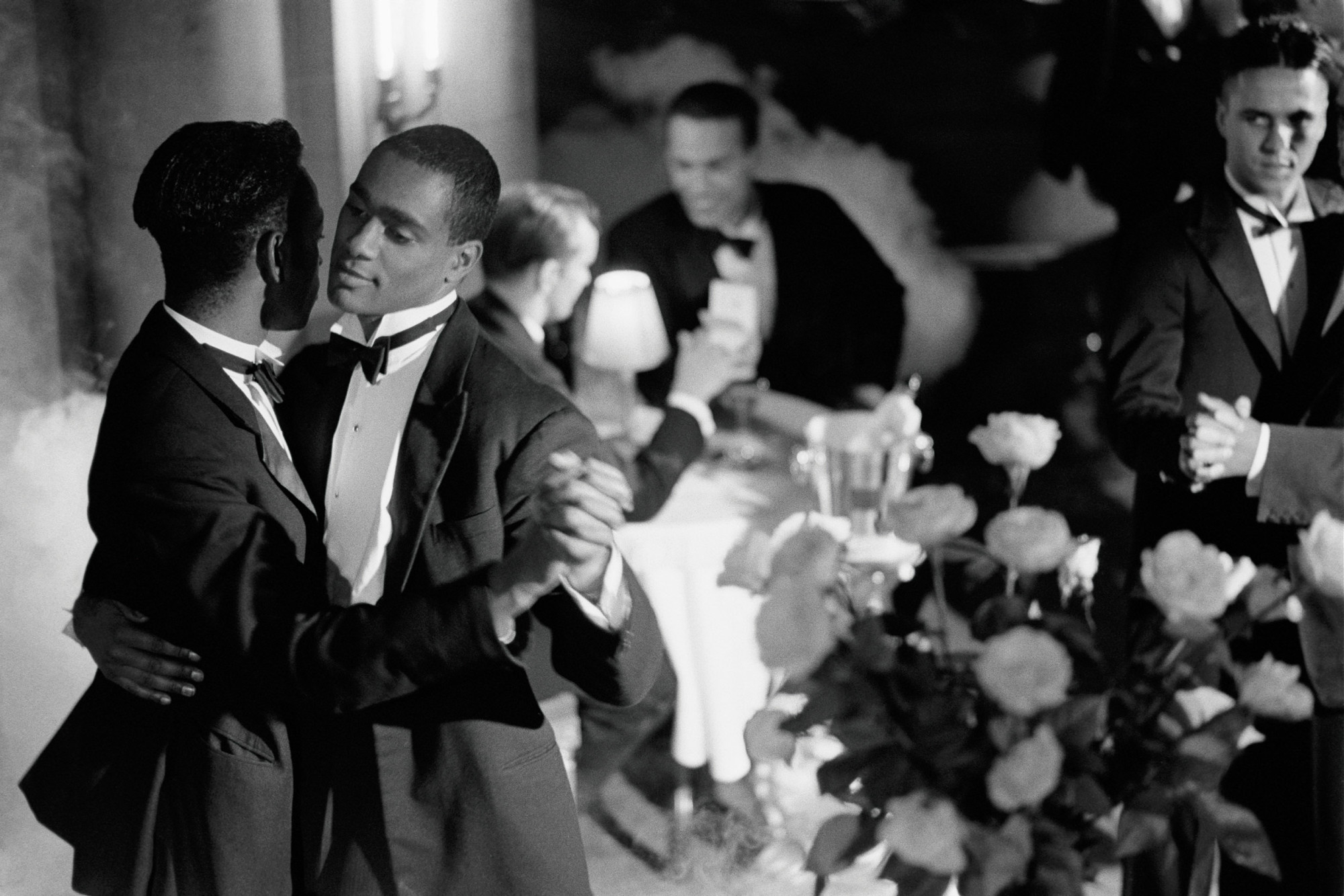 Isaac Julien, Pas de deux with Roses (Looking for Langston Vintage Series), 1989/2016