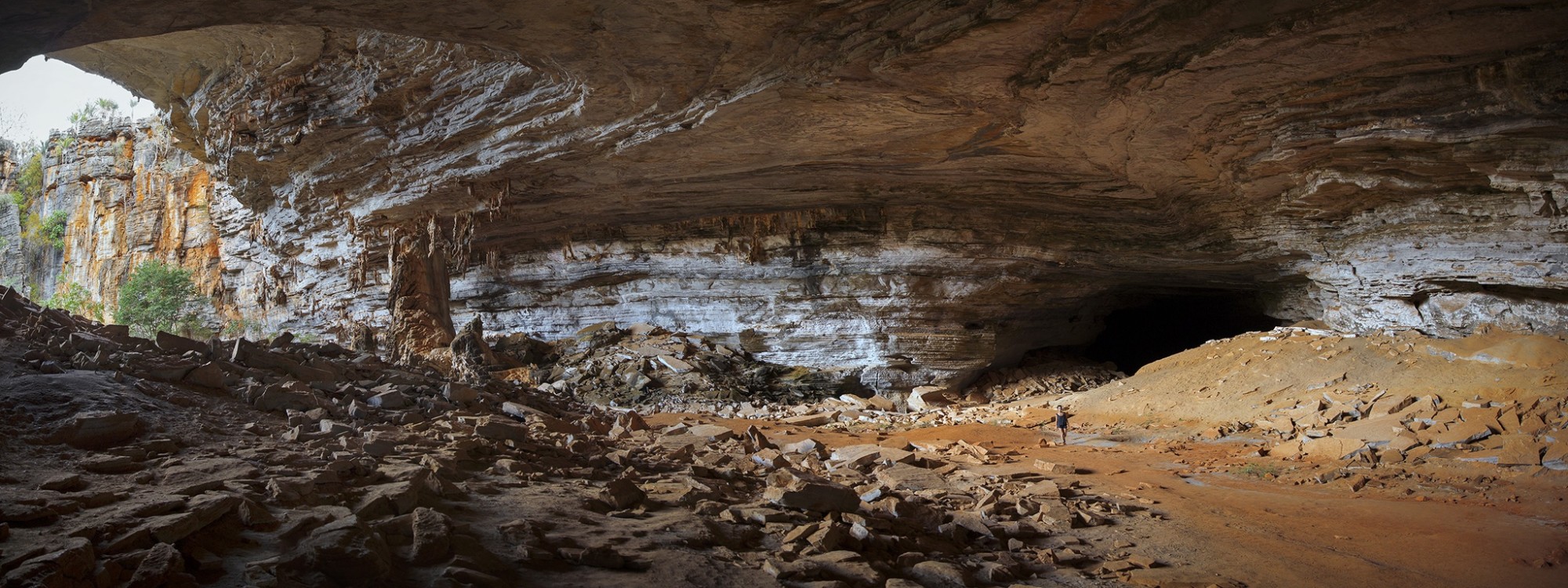 Isaac Julien, Lina Bo Bardi's Footsteps (Stones Against Diamonds), 2015